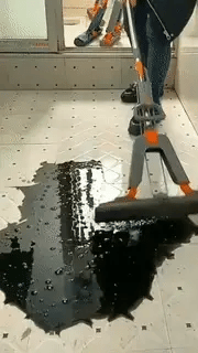 Hands-Free Squeeze Self-Draining Collodion Mop