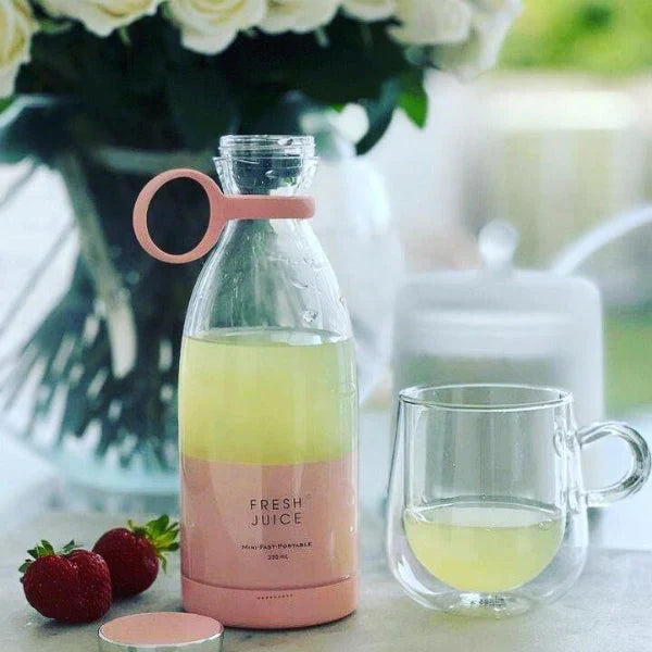 Fresh Juice™ Original Personal Juicer for Travel