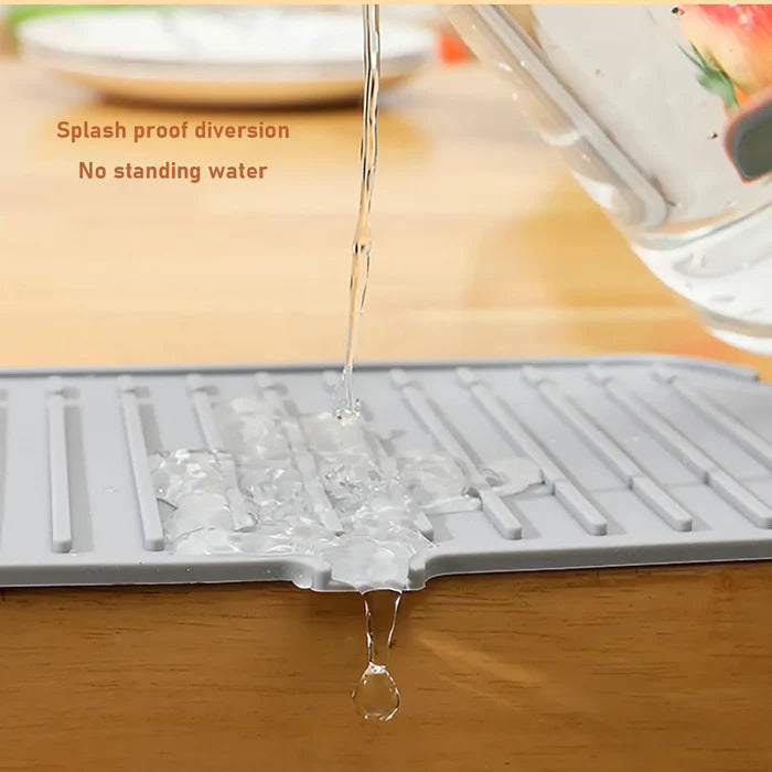 Silicone Faucet Splash Guard & Sink Counter Protector